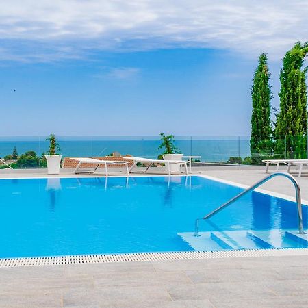 Villa La Perla Ликата Екстериор снимка