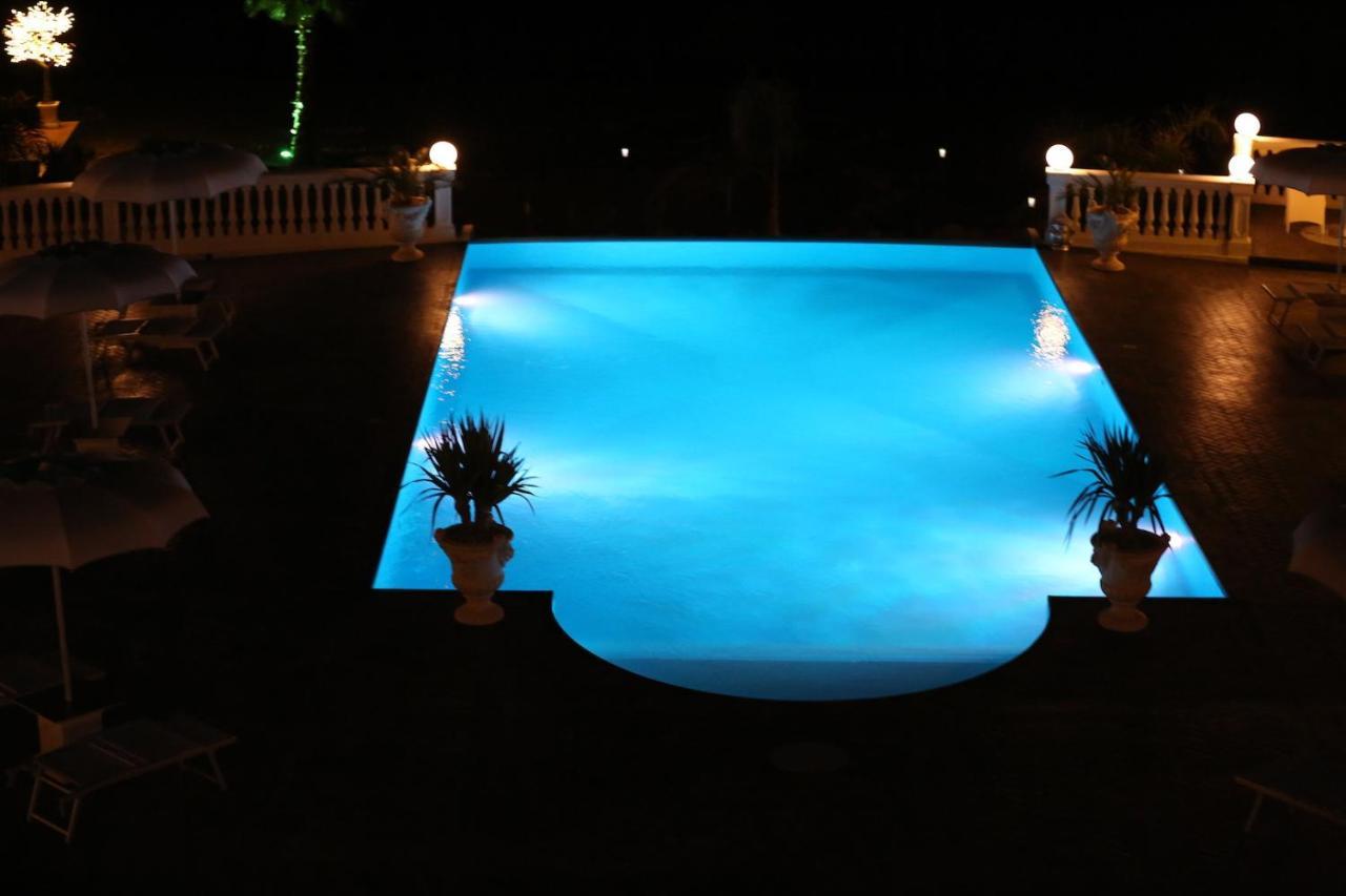 Villa La Perla Ликата Екстериор снимка