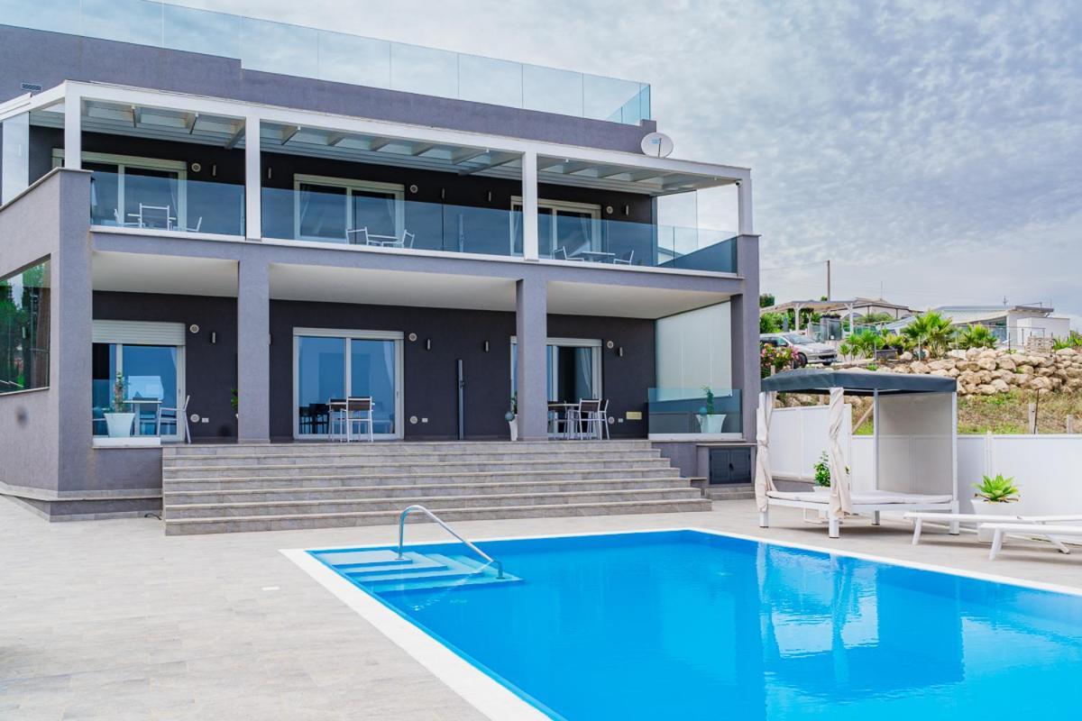 Villa La Perla Ликата Екстериор снимка